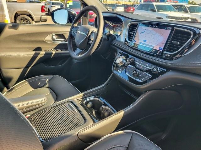 new 2026 Chrysler Pacifica car, priced at $45,684
