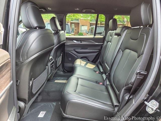 new 2025 Jeep Grand Cherokee car, priced at $45,339