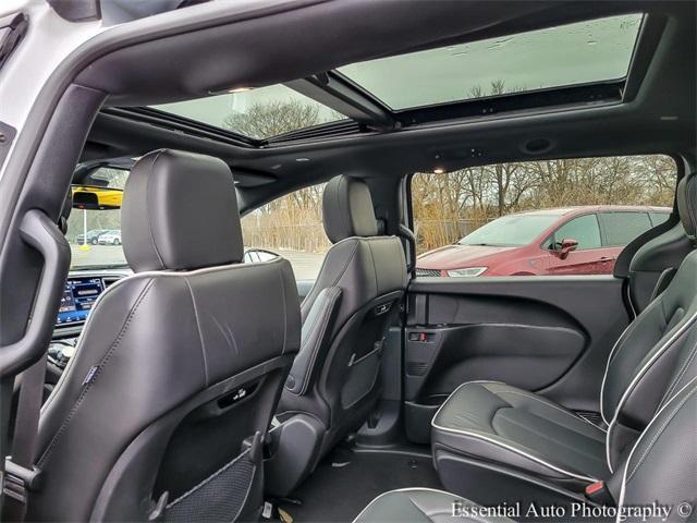 used 2024 Chrysler Pacifica Hybrid car, priced at $38,288