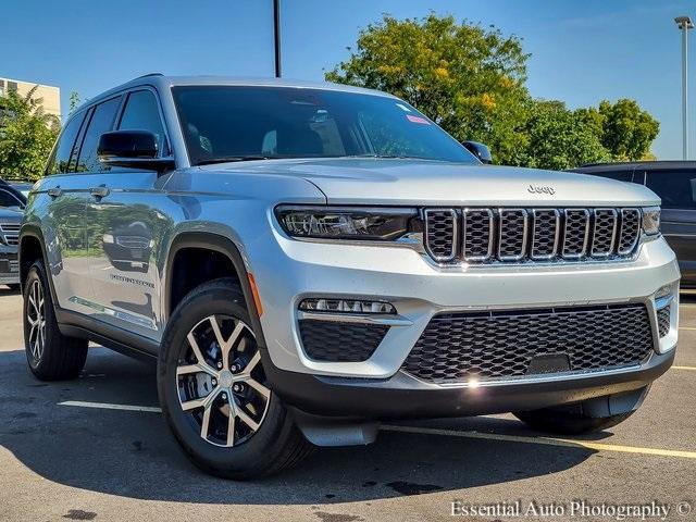 new 2025 Jeep Grand Cherokee car, priced at $43,988