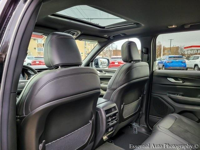 new 2025 Jeep Grand Cherokee car, priced at $45,268