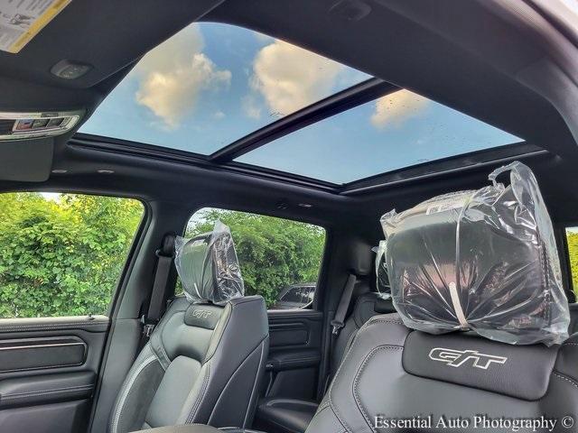 new 2025 Ram 1500 car, priced at $64,271
