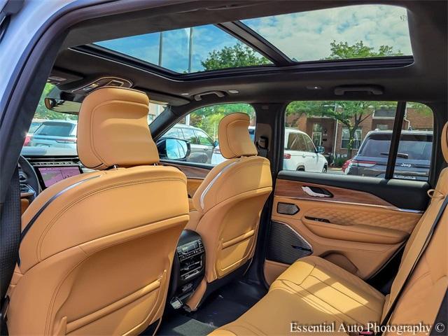 new 2025 Jeep Grand Cherokee car, priced at $58,253