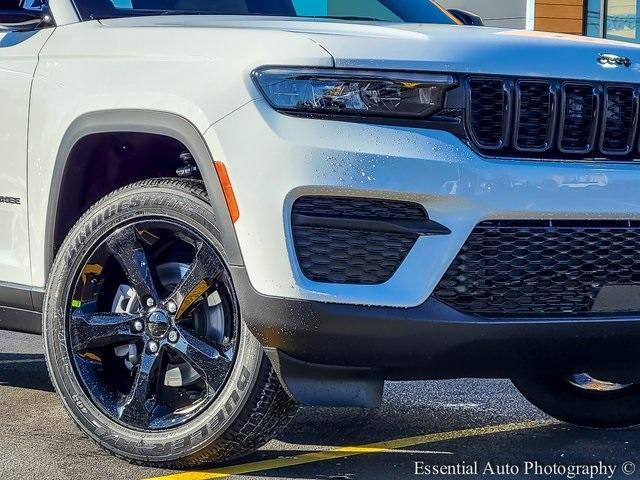 new 2025 Jeep Grand Cherokee car, priced at $44,732