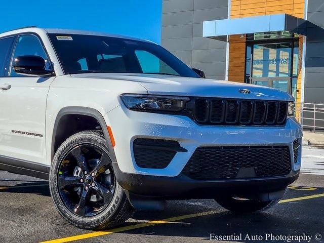 new 2025 Jeep Grand Cherokee car, priced at $44,732