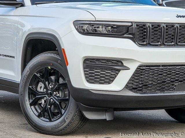 new 2025 Jeep Grand Cherokee car, priced at $37,831