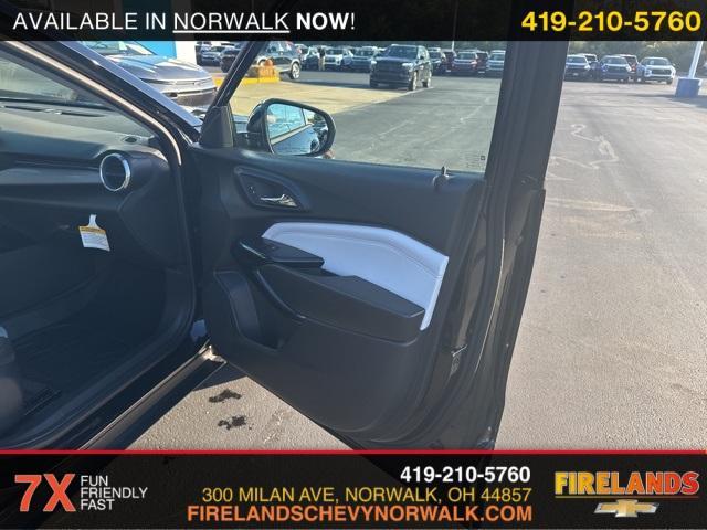 new 2026 Chevrolet Trax car, priced at $25,780