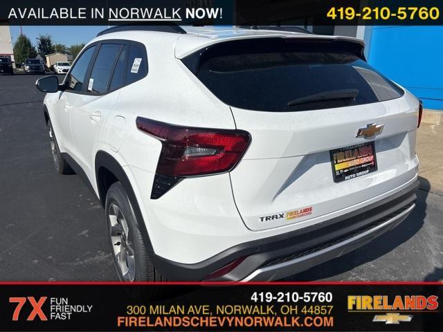 new 2025 Chevrolet Trax car, priced at $26,295
