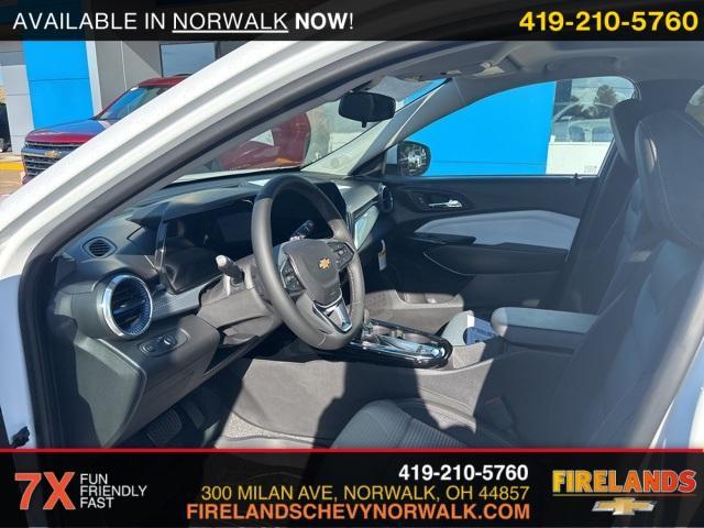 new 2025 Chevrolet Trax car, priced at $26,295