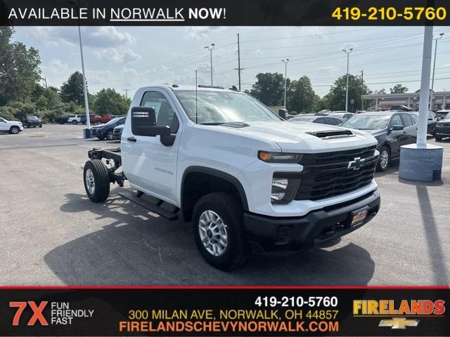 new 2024 Chevrolet Silverado 2500 car, priced at $57,000