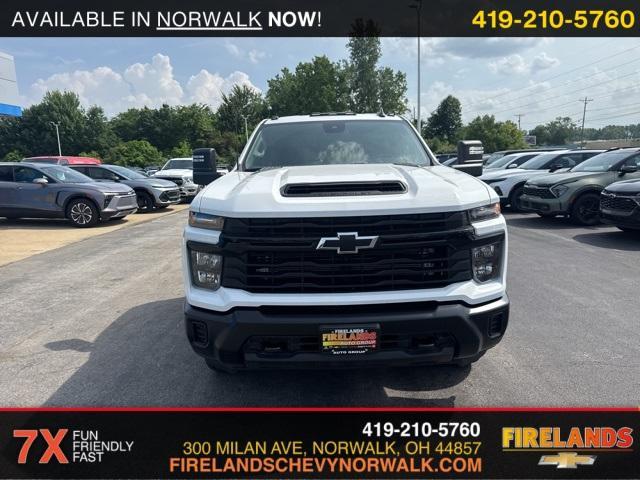 new 2024 Chevrolet Silverado 2500 car, priced at $57,000