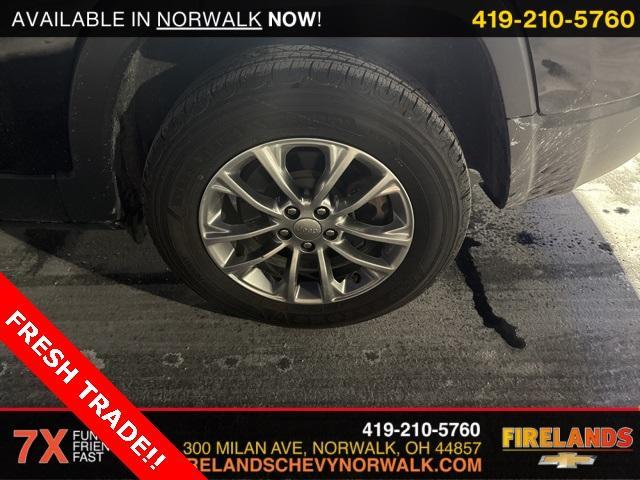 used 2020 Jeep Cherokee car, priced at $19,000