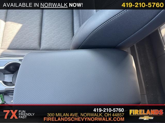 new 2026 Chevrolet Equinox car, priced at $32,185