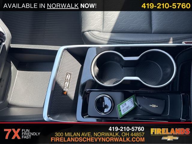 new 2026 Chevrolet Equinox car, priced at $32,185