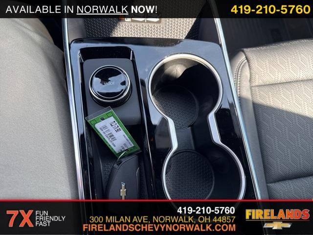 new 2026 Chevrolet Equinox car, priced at $32,185