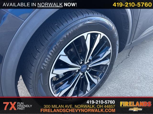 used 2022 Ford Escape car, priced at $18,500