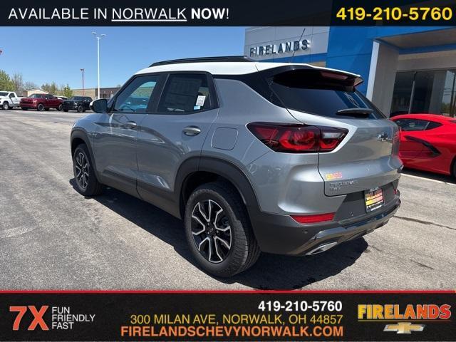 new 2025 Chevrolet TrailBlazer car, priced at $33,715