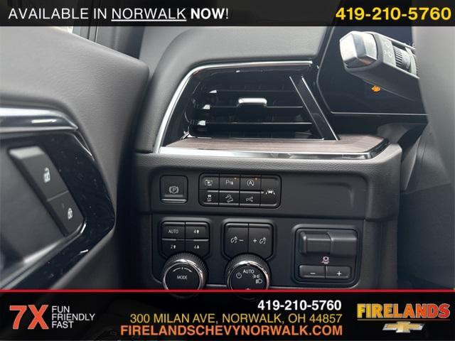 new 2025 Chevrolet Tahoe car, priced at $62,385