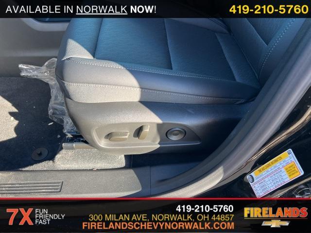 new 2026 Chevrolet Equinox car, priced at $32,415