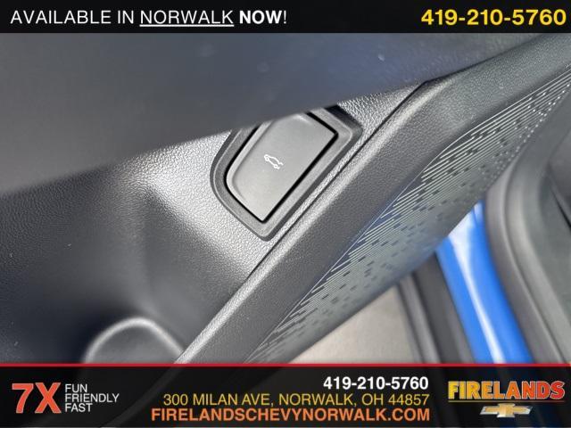 new 2026 Chevrolet Equinox car, priced at $34,720
