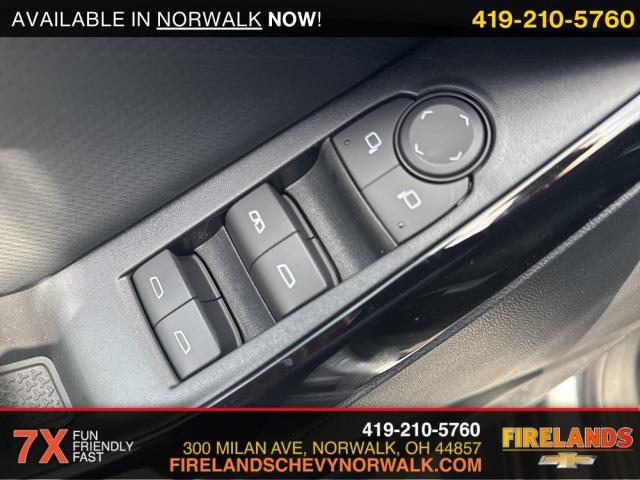 new 2026 Chevrolet Equinox car, priced at $28,815