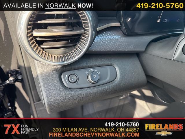 new 2025 Chevrolet Trax car, priced at $27,350