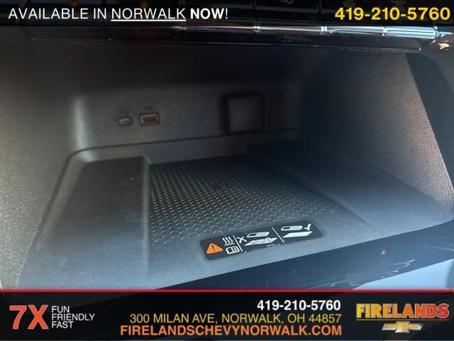 new 2026 Chevrolet Traverse car, priced at $59,414