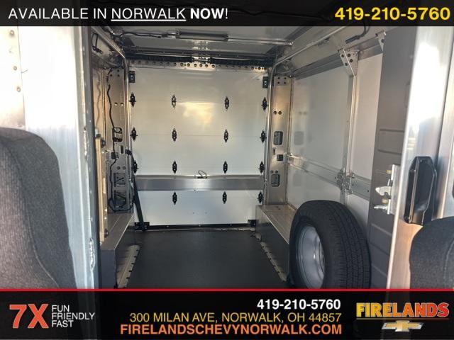 new 2025 Chevrolet BrightDrop 400 car, priced at $68,310