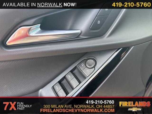 new 2026 Chevrolet Equinox car, priced at $28,490