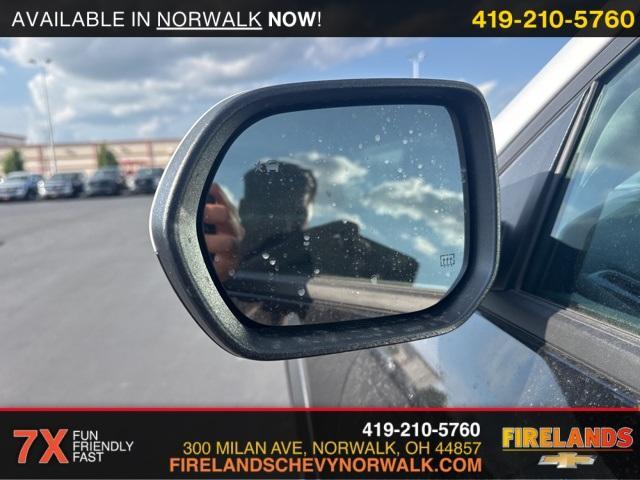 new 2026 Chevrolet Equinox car, priced at $28,490