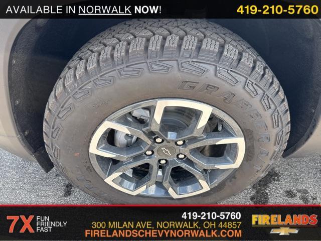 new 2025 Chevrolet Equinox car, priced at $35,840