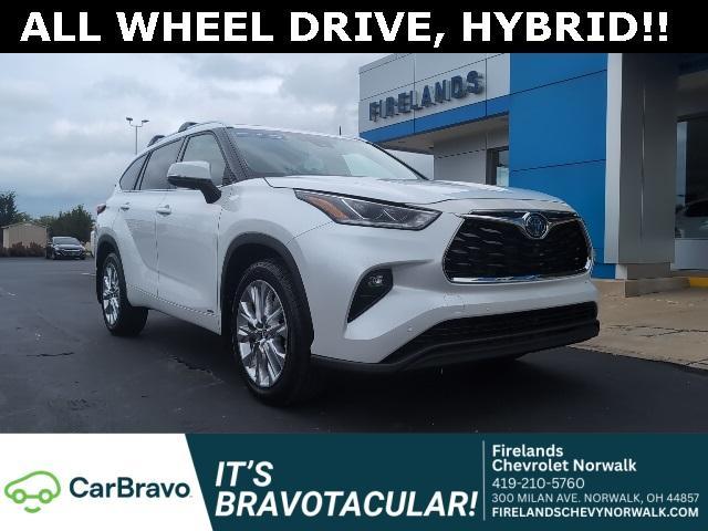 used 2022 Toyota Highlander Hybrid car, priced at $34,250