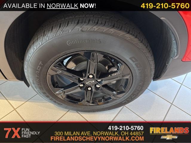new 2025 Chevrolet Blazer car, priced at $39,055