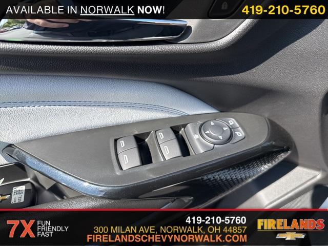new 2025 Chevrolet Trax car, priced at $27,045
