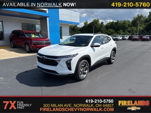 new 2025 Chevrolet Trax car, priced at $27,045