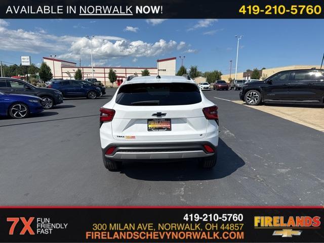 new 2025 Chevrolet Trax car, priced at $27,045