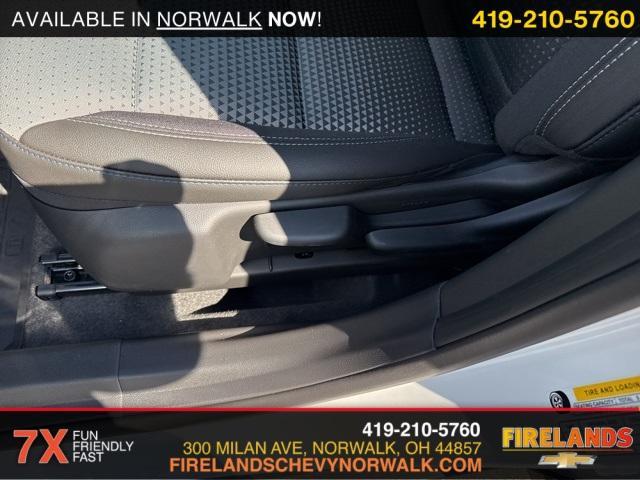 new 2025 Chevrolet Trax car, priced at $27,045