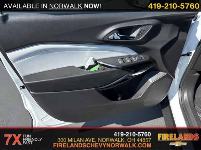 new 2025 Chevrolet Trax car, priced at $27,045