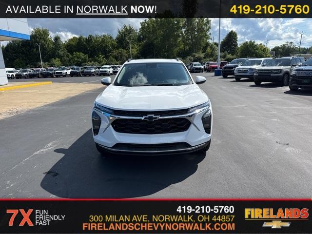 new 2025 Chevrolet Trax car, priced at $27,045