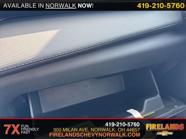 new 2026 Chevrolet Equinox car, priced at $30,370