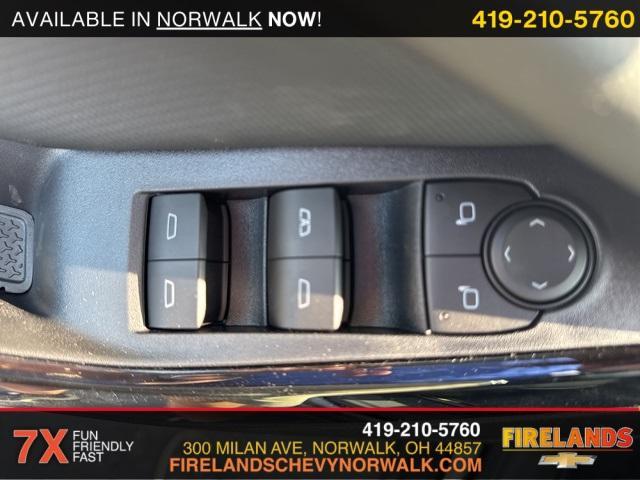 new 2026 Chevrolet Equinox car, priced at $30,370