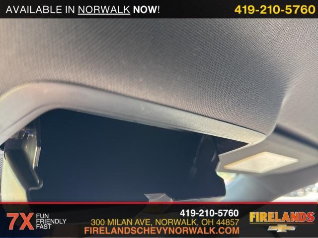 new 2026 Chevrolet Equinox car, priced at $30,370