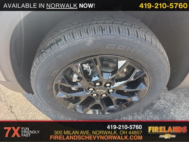 new 2025 Chevrolet Traverse car, priced at $43,830