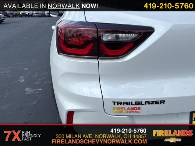 new 2026 Chevrolet TrailBlazer car, priced at $33,180
