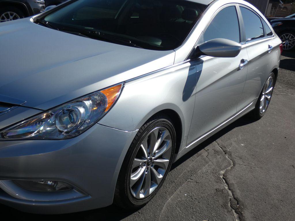 used 2013 Hyundai Sonata car, priced at $8,250