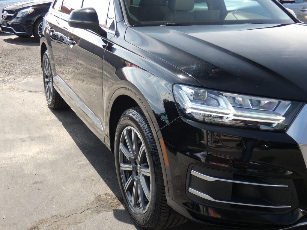 used 2017 Audi Q7 car, priced at $15,700