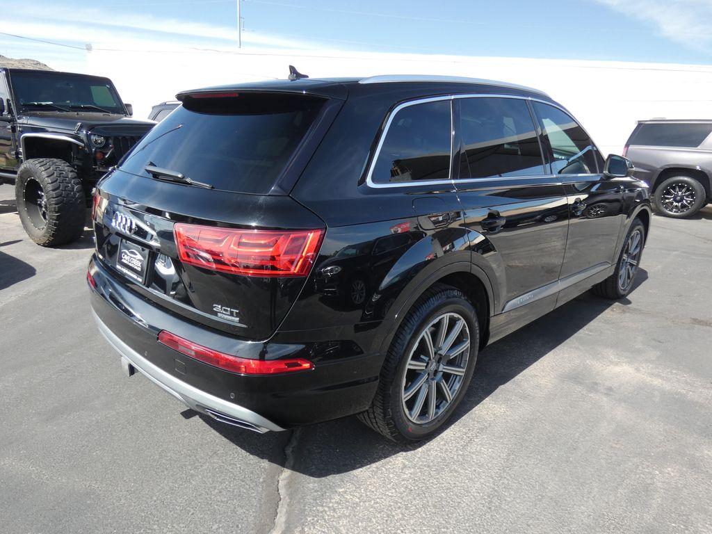 used 2017 Audi Q7 car, priced at $15,700