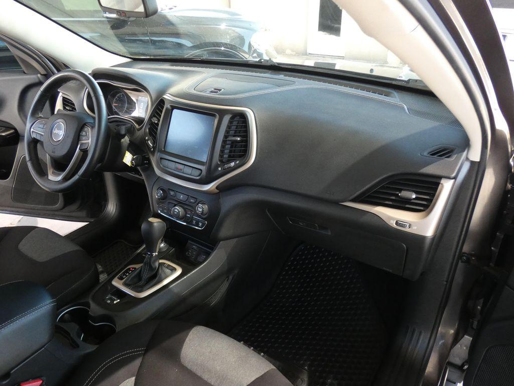 used 2014 Jeep Cherokee car, priced at $9,200