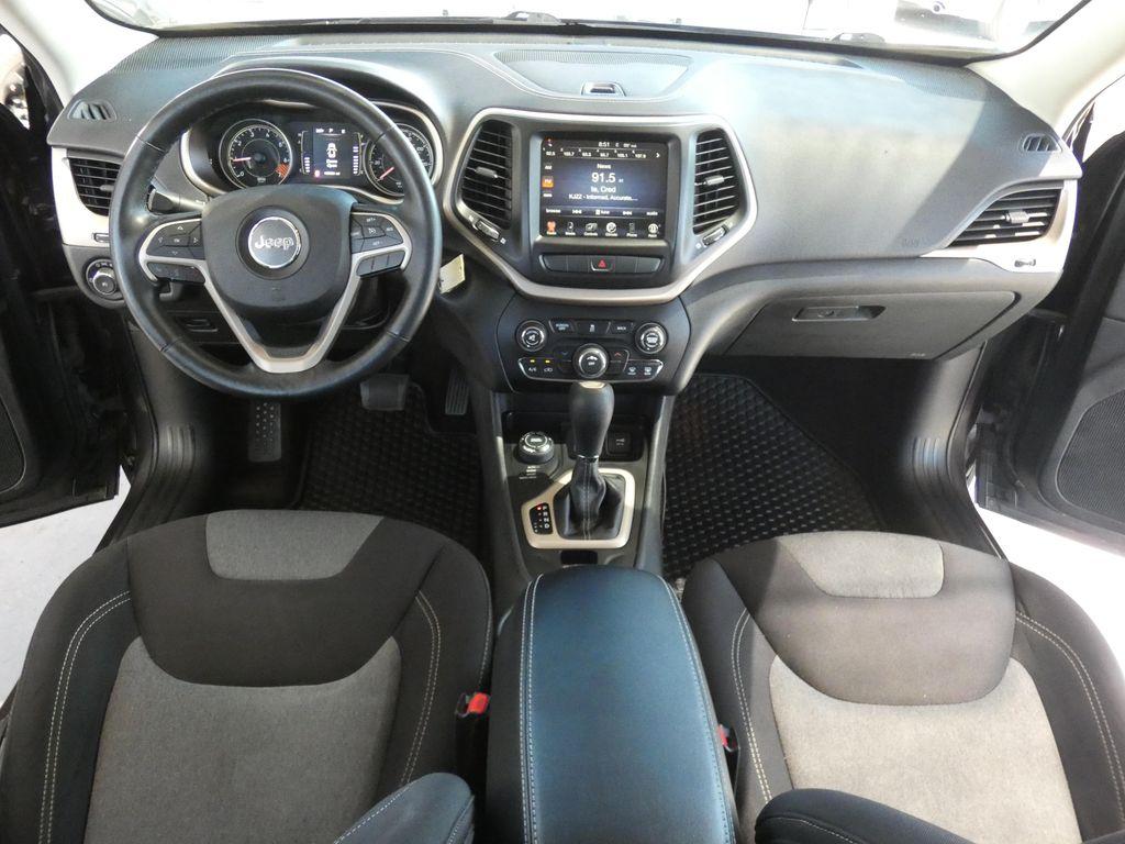 used 2014 Jeep Cherokee car, priced at $9,200