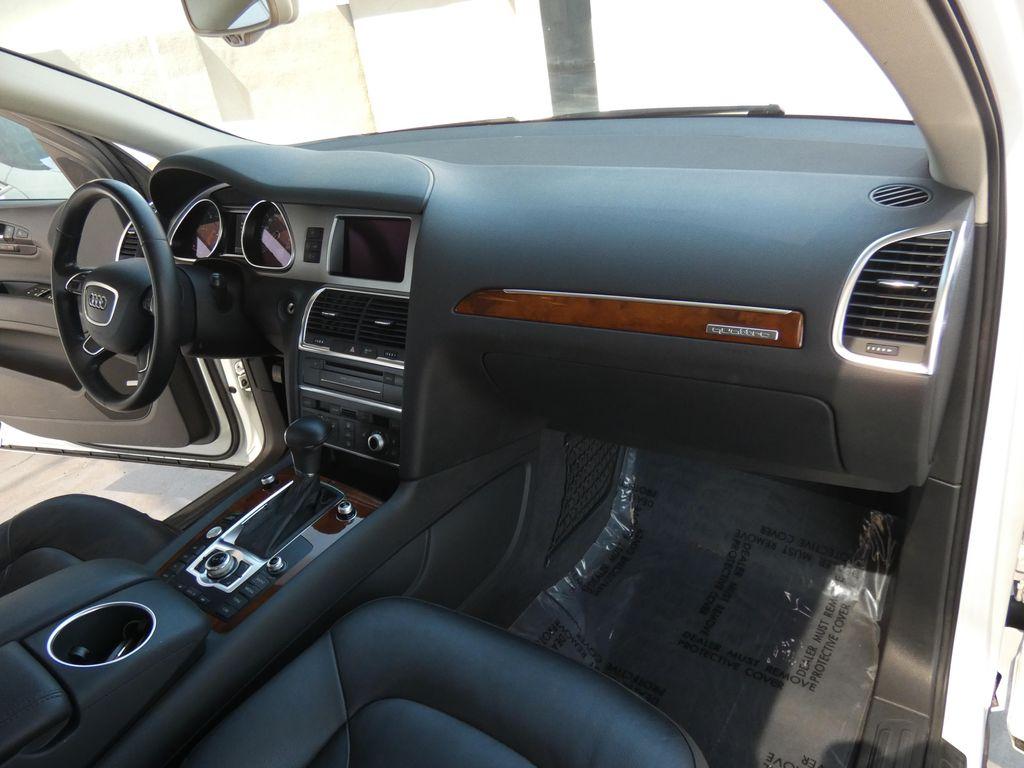 used 2014 Audi Q7 car, priced at $15,950